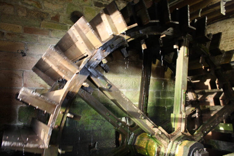 How the Mill Works Heatherslaw Corn Mill